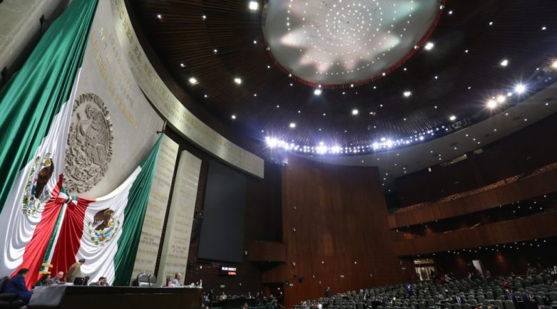 La interacción entre los partidos políticos y los grupos parlamentarios: un estudio comparativo entre España y México